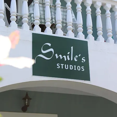 Smile's アパート チィリヴィ